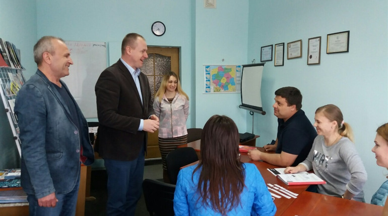 Польский консул провел в Новой Каховке мастер-класс по правописанию