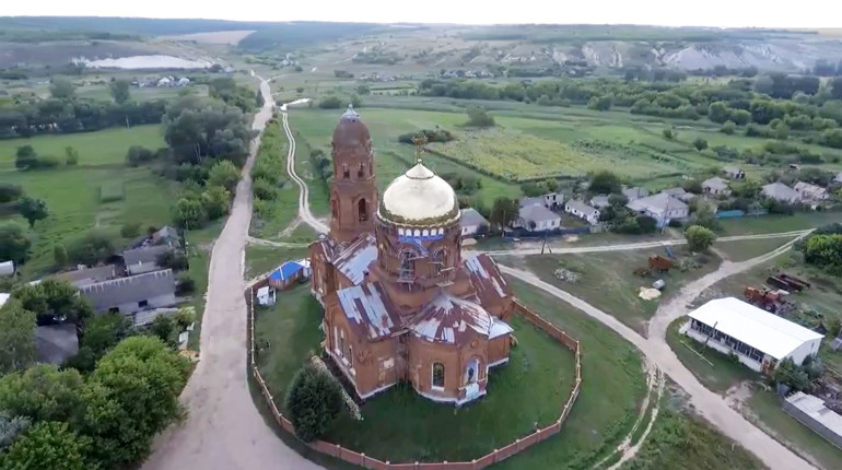Відчуйте себе птахом. Сватівчанин зняв Мілуватку з квадрокоптера