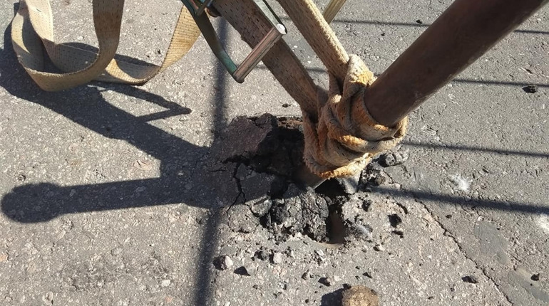 Представители цирка пообещали заасфальтировать поврежденные участки площади. ОБНОВЛЕНО