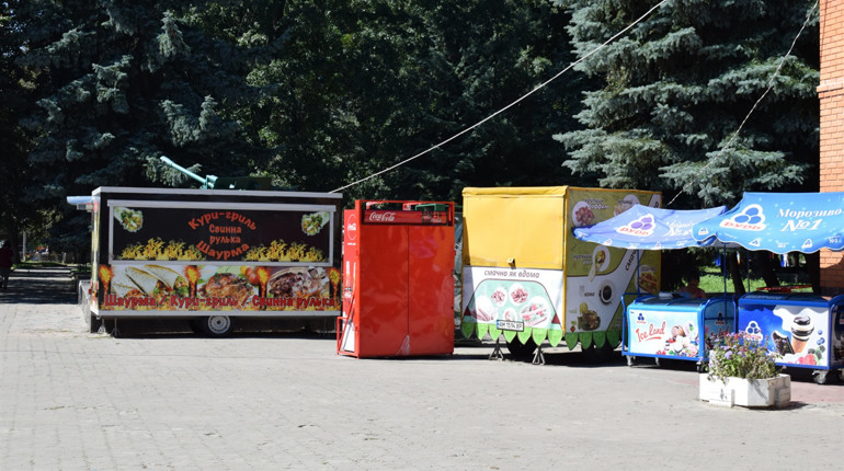 Фаст-фуд по-новоградські: 4 точки продажу порушують санітарні норми