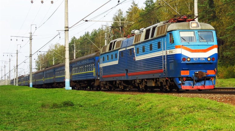 Два дні авто через залізничний переїзд на Шевченка пропускатимуть ручними шлагбаумами