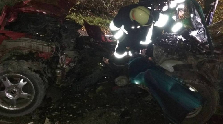 Вночі біля Чорткова трапилась жахлива ДТП: 7 постраждалих, 2 у важкому стані