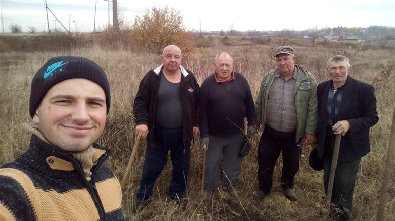 У Білобожниці пасічники висадили 40 лип