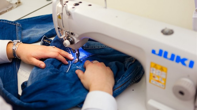 Румунські інвестори хочуть в Теплодарі шити одяг для відомих у світі брендів 