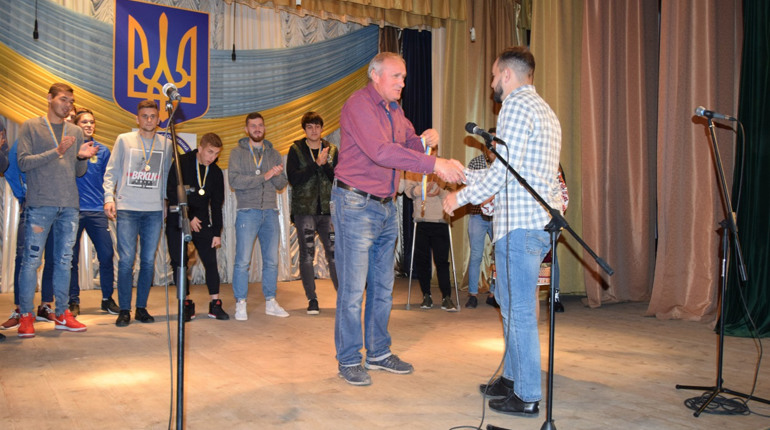 Чортківський «Кристал» нагородили срібними медалями (фото) 