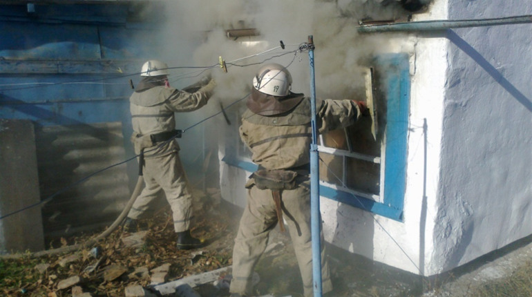 У Гуляйполі на вулиці Соборній горів будинок