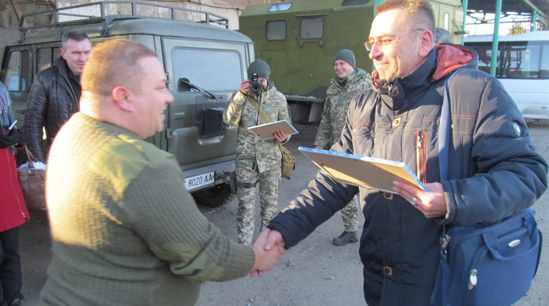 Волонтери-медійники завітали до бійців, які захищають Україну в Попаснянському районі