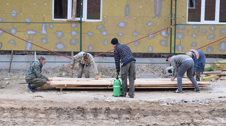 Військова прокуратура судиться з будівельниками казарм у Новограді за розтрату понад 15 мільйонів
