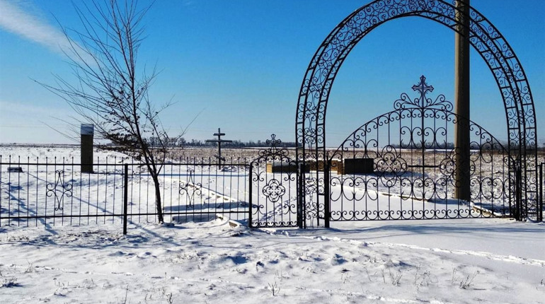 У Троїцькому відкрили нове кладовище