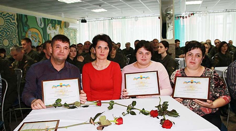 17 нацгвардійців, які охороняли Рівненську АЕС, отримали подарункові сертифікати на житло