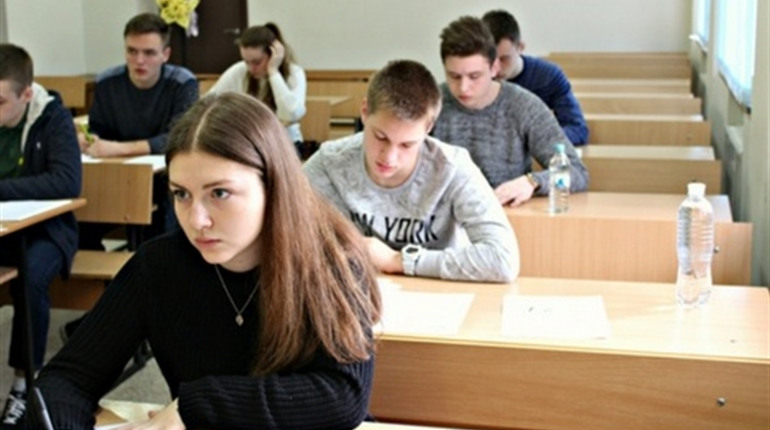 З 8 січня жмеринчани можуть зареєструватися у пробному ЗНО: як це зробити і скільки це коштує