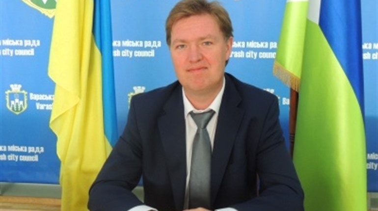 Секретар міської ради Вараша Олександр Мензул прокоментував рішення апеляційного суду по  Анощенку
