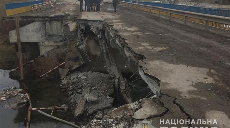 У Лисівцях, що межує із Чортківським районом, обвалився міст