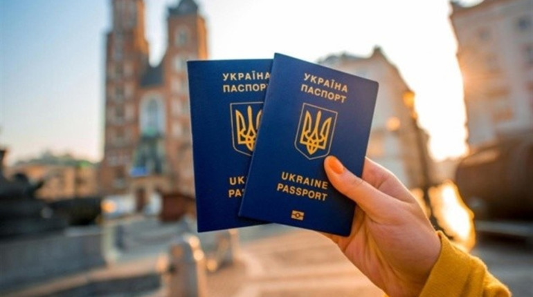 Незабаром українці будуть платити 7 євро за спеціальний дозвіл, щоб без візи потрапити до Євросоюзу