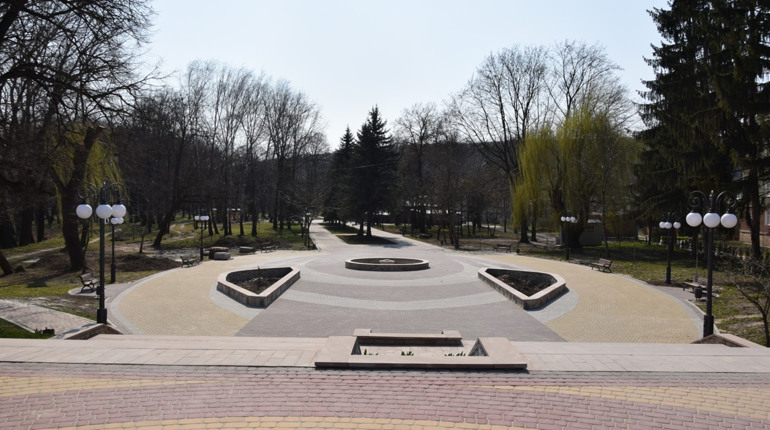 Чортків причепурюється до Великодніх свят