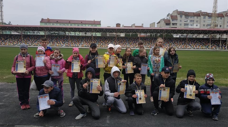 «Лебедята» стали учасниками Обласного чемпіонату з легкої атлетики та спартакіади «Повір у себе»