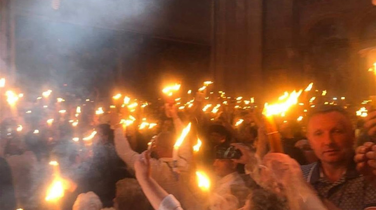 Як Благодатний вогонь зі Святої землі на Чортківщину примандрував (+відео)