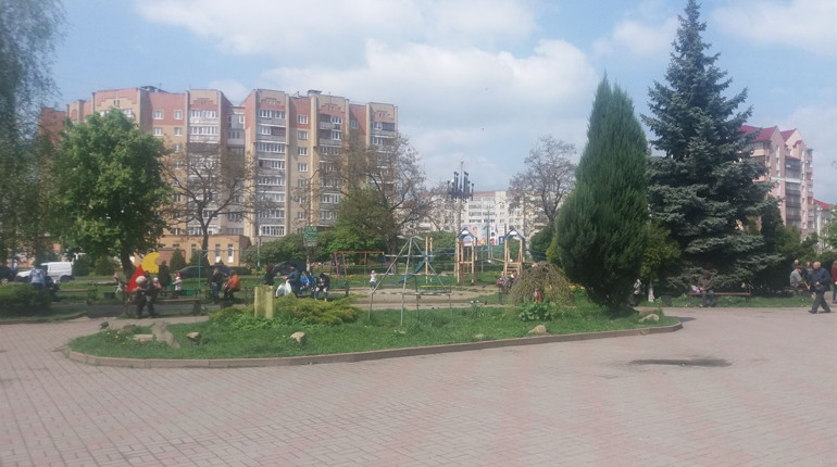На вихідні у Калуші: з дощиком, але тепло. З понеділка — похолодає