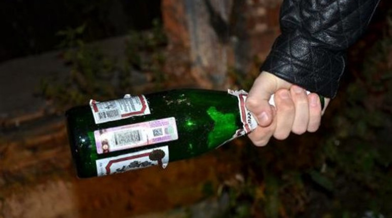 У Кіцмані засуджено чоловіка за розбійний напад  на працівницю готелю в Мамаївцях