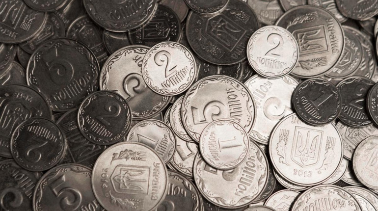 Монети номіналами 1, 2 та 5 копійок виводять з обігу