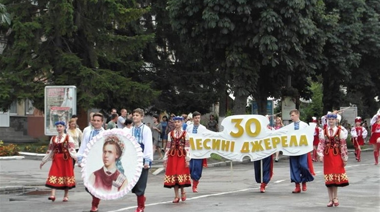 "Тартак", перфоманс та Свято поліської вишиванки: програма "Лесиних джерел – 2019" (оновлюється)
