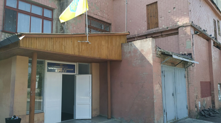 Голова ОВК №52: дві дільниці в Торецьку не відкрилися вчасно 