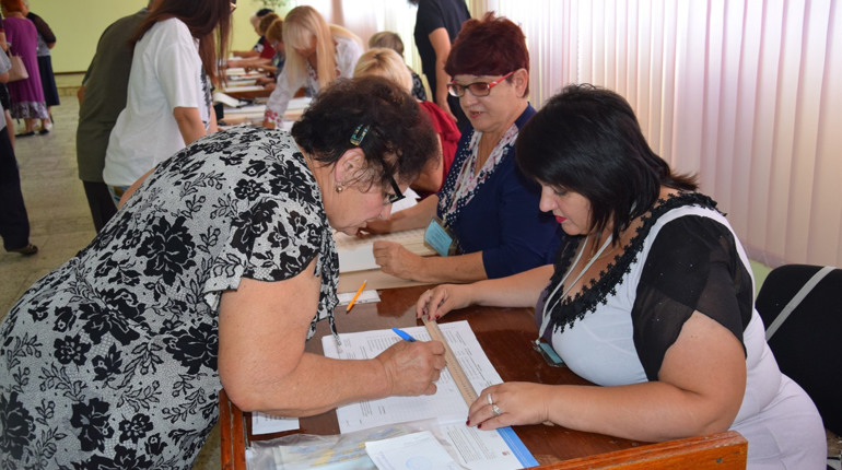 Майже 60% троїчан прийшли на виборчі дільниці