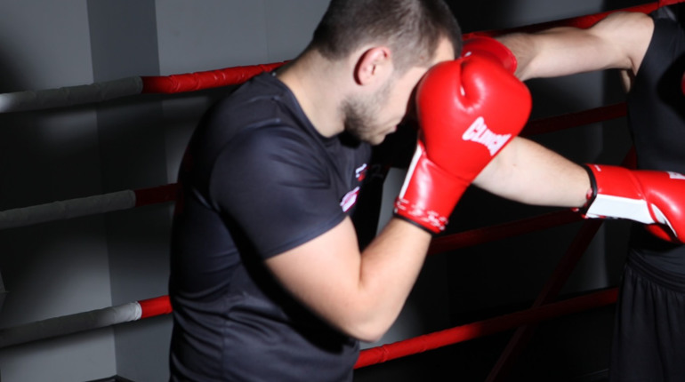Курахівський боксер привіз золоту медаль з чемпіонату Європи