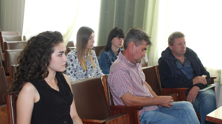 Троїчан попередили, щоб не купували грибів на стихійних ринках
