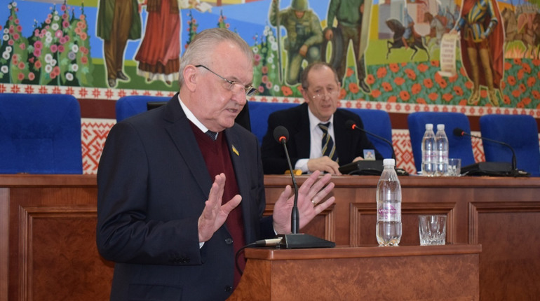 Висновок юристів міськради: Весельського не можна звільнити