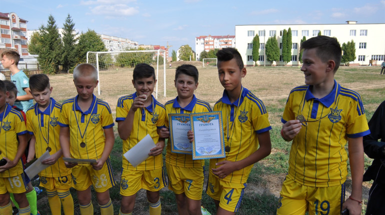 День фізкультурника у Чортківській ДЮСШ відзначили змаганнями та нагородженням кращих тренерів