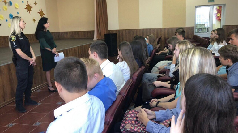  Начальник добропільської поліції розповів, як вберегтися від шахраїв