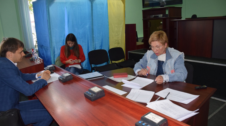 Є кому постояти: як мерія і депутати Біляївки на зборах виступали проти кар’єру на Зеленому хуторі 