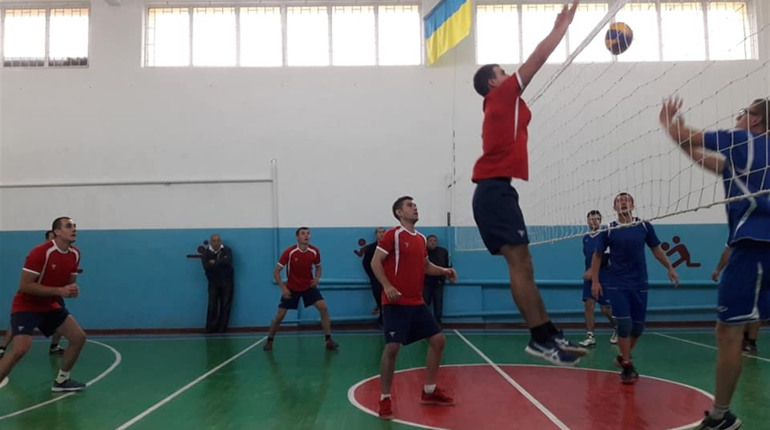 Троїцька чоловіча збірна з волейболу посіла друге місце в змаганні з відбору на "Сільські ігри"