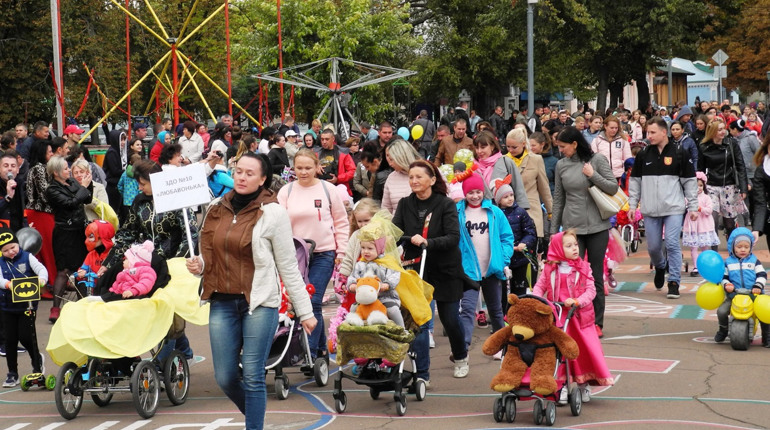 Педагогам у садочках підвищать оклади 