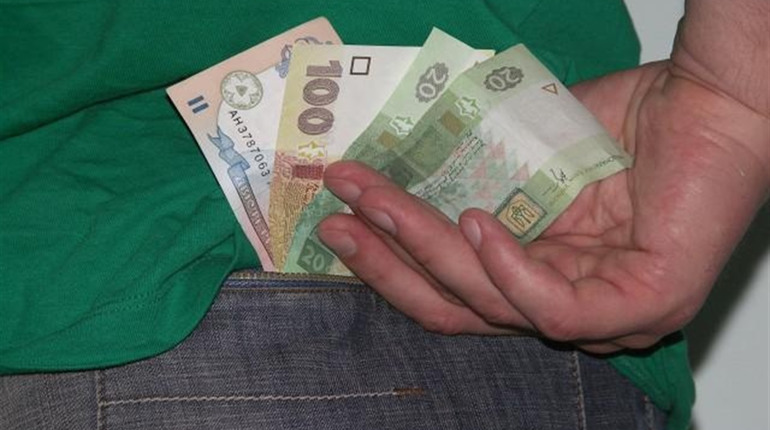 Анонімне онлайн-опитування: назвіть свою зарплату і дізнайтесь зарплати інших