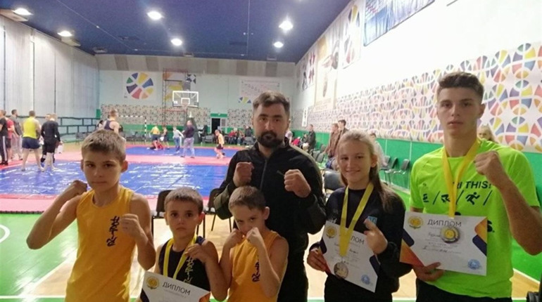 Золото, срібло і бронзу привезли хортингісти Первомайського району з Києва