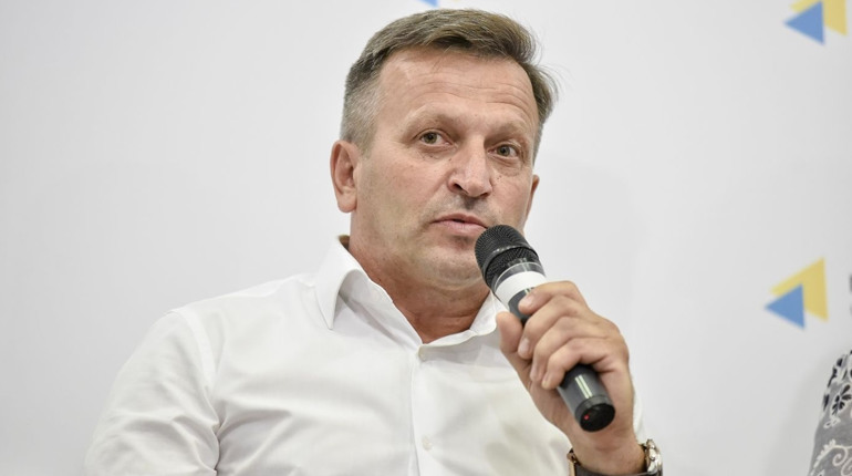 Як не «вляпатись» в історію, а увійти в неї прагматичними та мудрими керівниками?