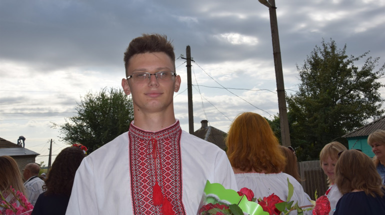 Молодий вчитель вважає, що вірно обрав професію і ні разу про свій вибір не пошкодував