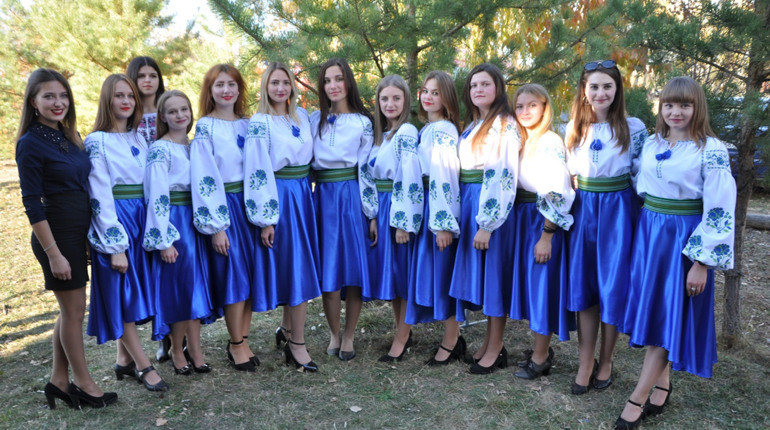 У Шманьківцях на Покрови відбулися червонокалинівські фестини