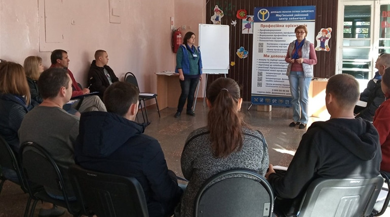 Лікарі, продавці та слюсарі потрібні у нашому районі