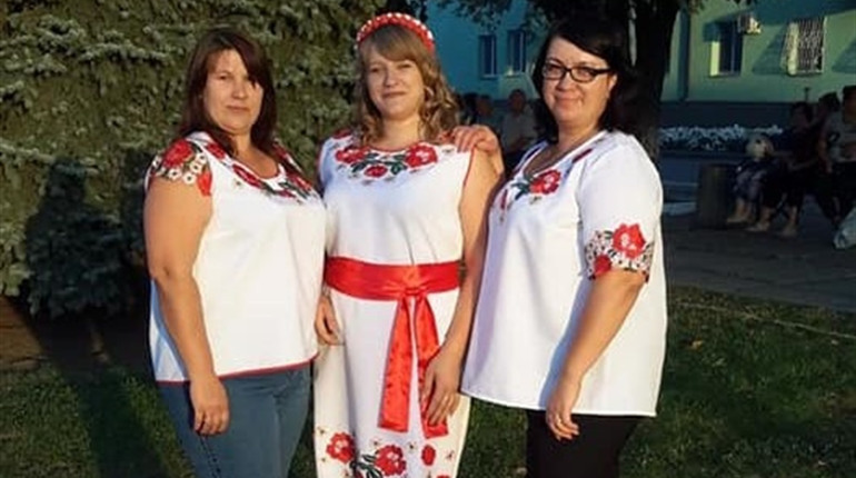 Вишиванки з Курахового вдягають у Прибалтиці та Ізраїлі