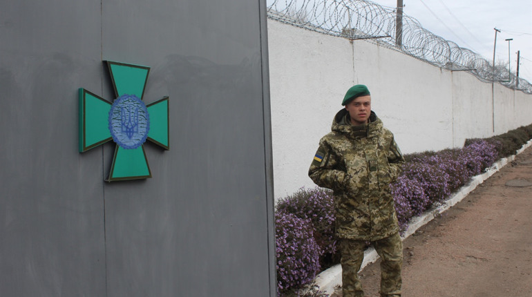  Троїчан тимчасово не пропускають прикордонники РФ через пункт пропуску в Сиротіно