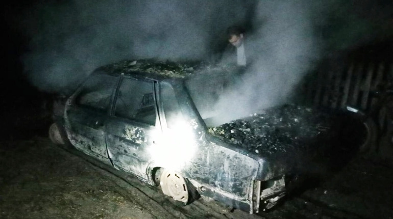 Пожежа на Сарненщині: згорів дах та авто