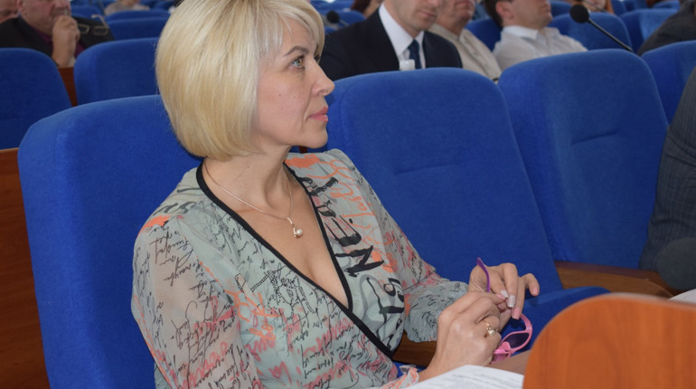 Охрана, отмєна! Олену Пономаренко поновили на посаді секретаря