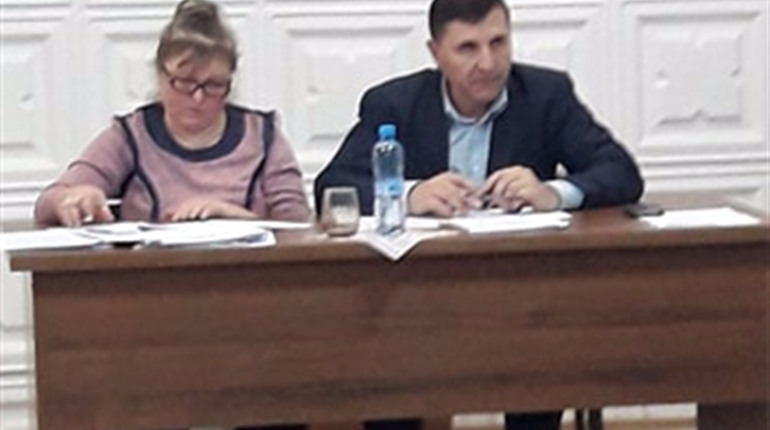 У Річках на сесії сільської ради ухвалювали бюджетні та земельні питання, розглядали запити 