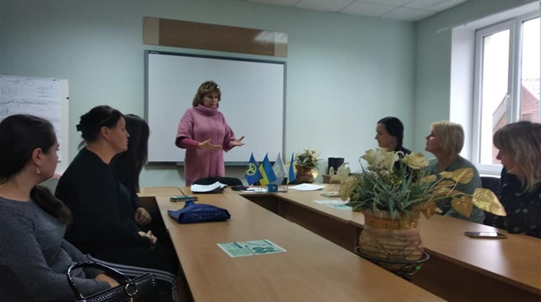 На Кіцманщині людей з інвалідністю консультували з питань зайнятості та пенсійного законодавства