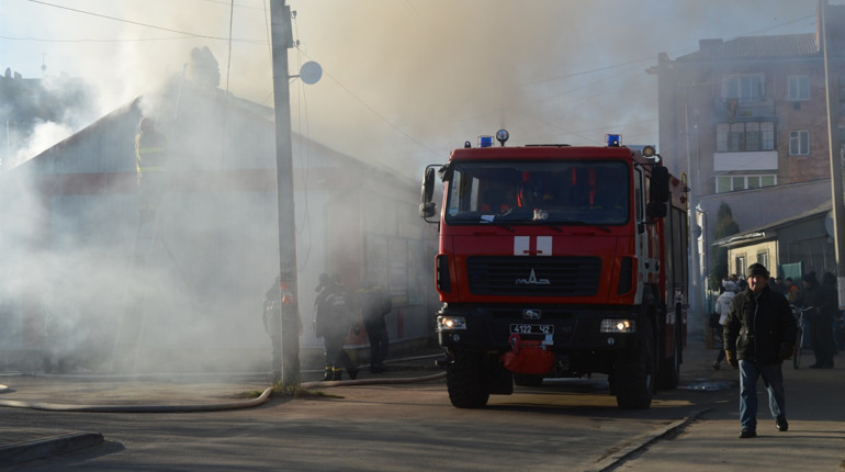 Пожежа в Сарнах: палав магазин "Connect"