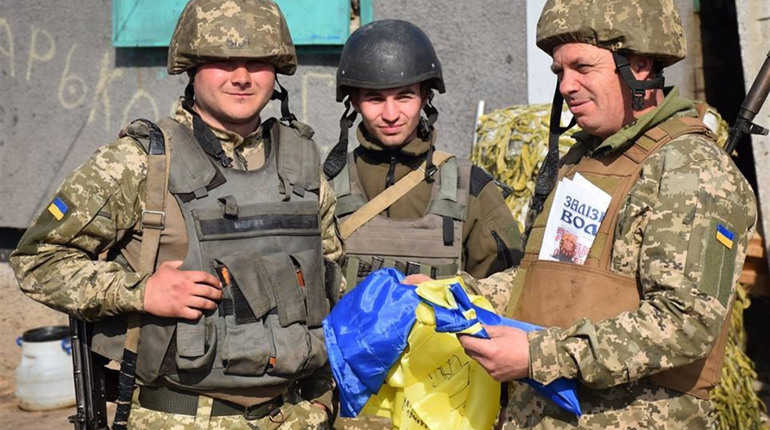 Слово – теж зброя, каже Віктор М’ялик, підтримуючи випуск бригадної преси і військової журналістики