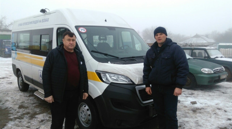 В Попасній з'явилось соціальне таксі: як працюватиме та для кого